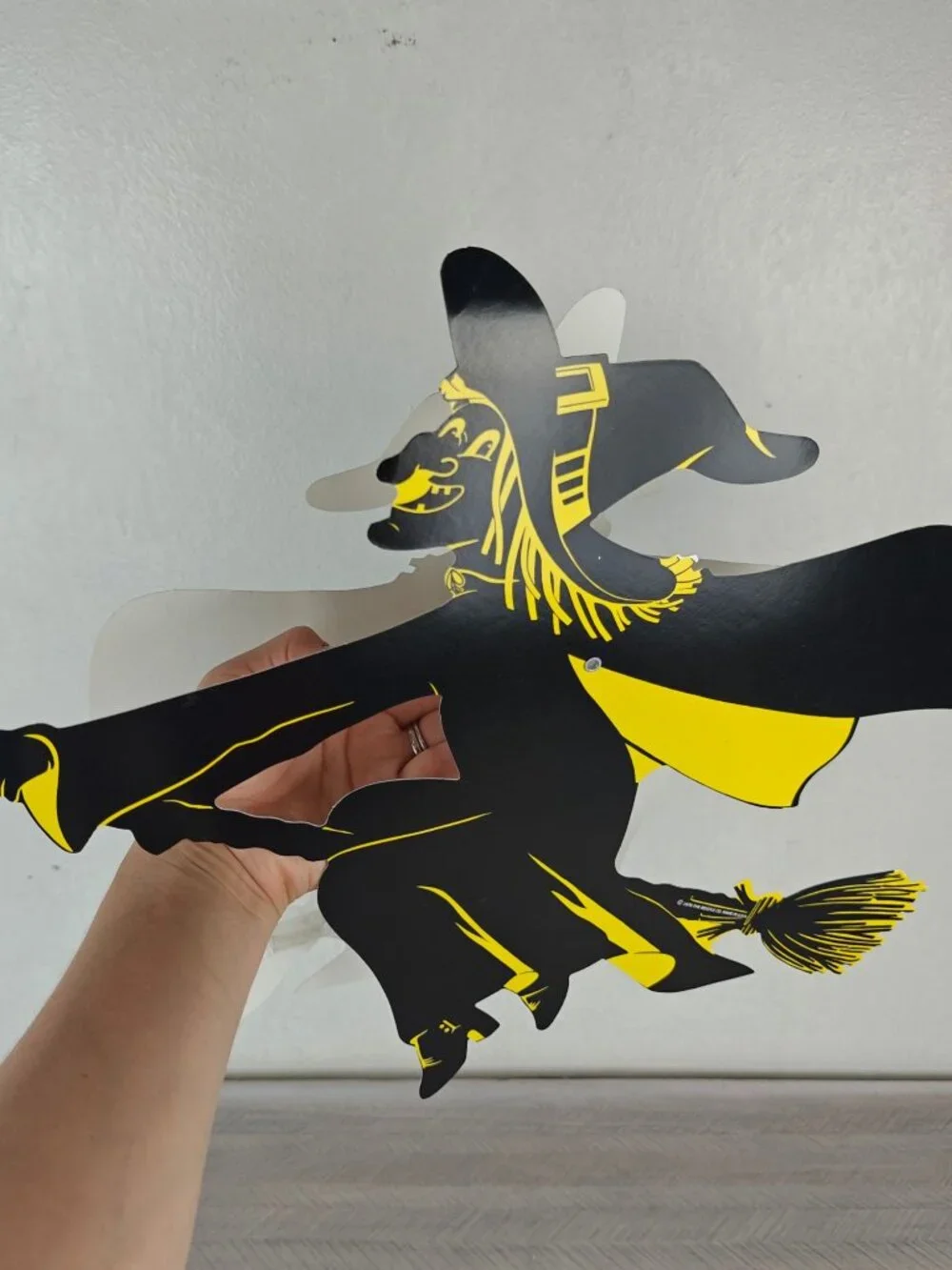 Vintage 1978 Beistle Die-Cut Hanging Witch 3D Halloween Decoration 14